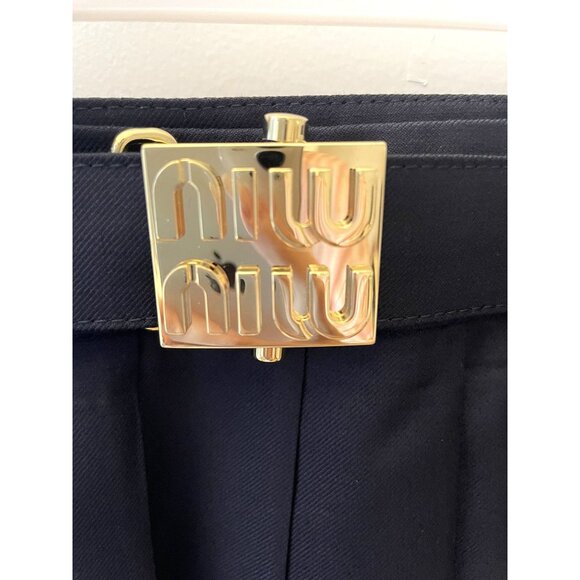 Miu Miu Black Pleated Skirt With Adjustable Waist Belt & Gold Clasp Closure - Picture 10 of 16